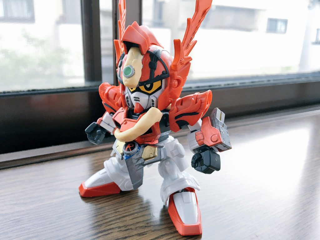 タイヤは、パテにするか某四駆から持って来るか悩みましたが、パテを使ってみようと思ったのですかね。雑ですみません