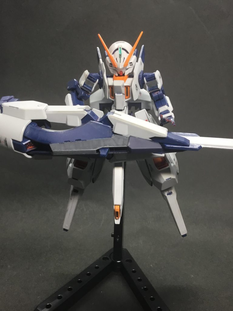 センチネル風で締めプレバンでしたけど、カッコかわいい機体でした。武器の取り付けにやや難がありますが、自分は満足です(^^)次回はオリジナルガンダムフレームです(多分…)