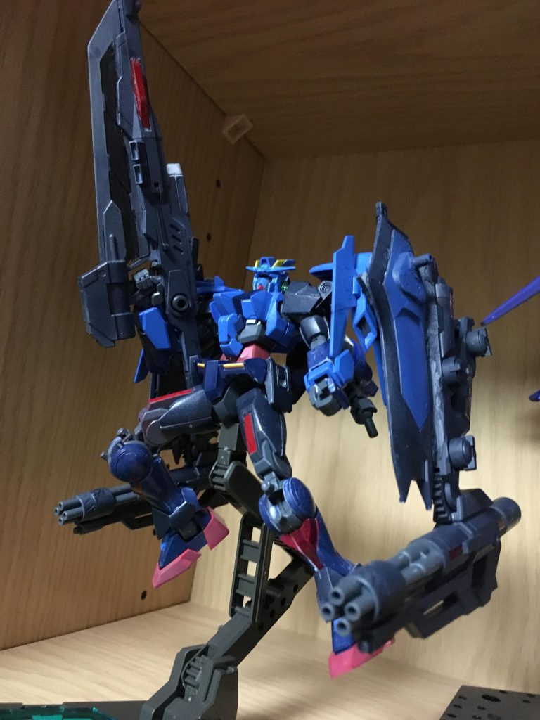 元々投稿のつもりなくて撮ってませんでした・・・まだパージ機能の整備ができず、左手の装備が決まらなかった頃だけ1枚供えときます。