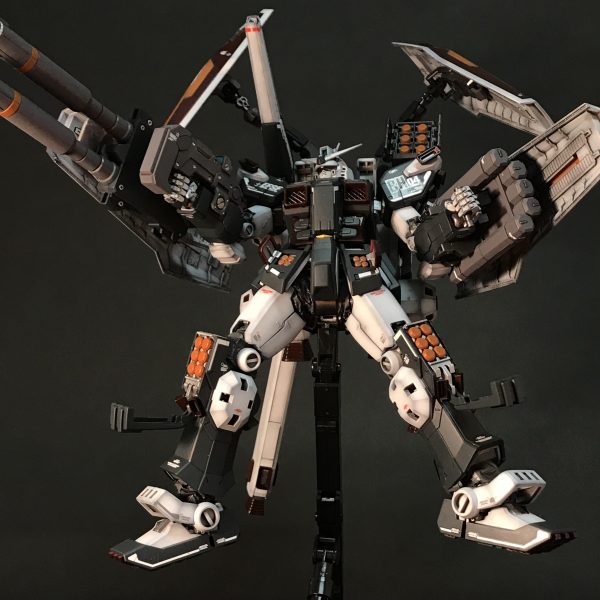 サンダーボルト   フルアーマガンダム