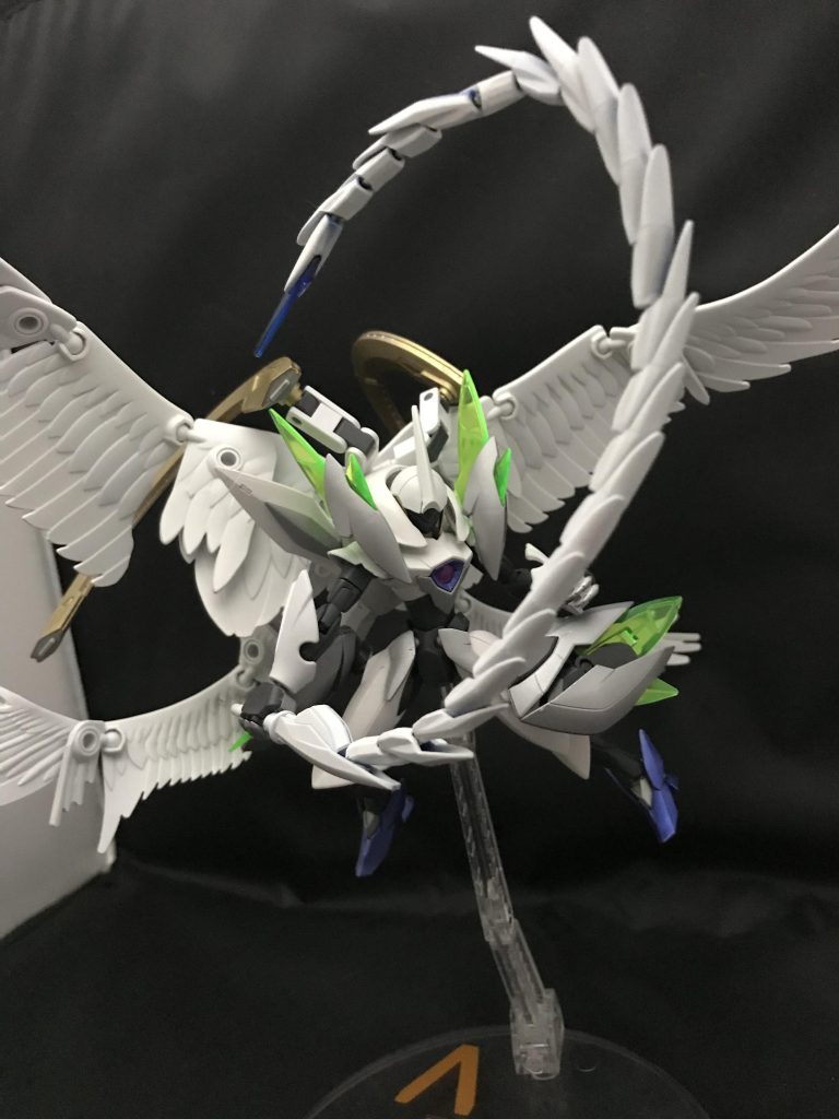 可動はまぁまぁなのですが、塗装剥げが怖いのです…。