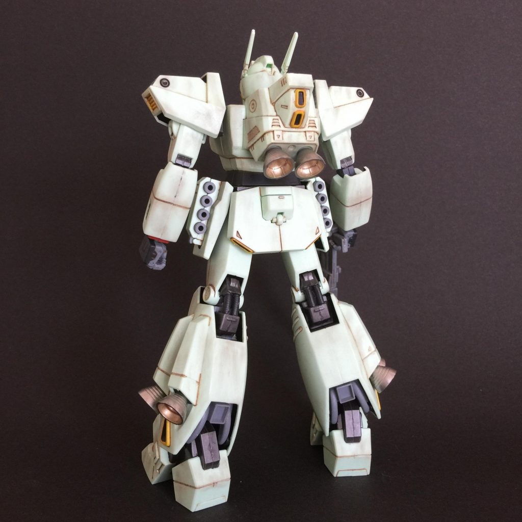 古いキットですがプロポーションは
良いですね( ^ω^ )