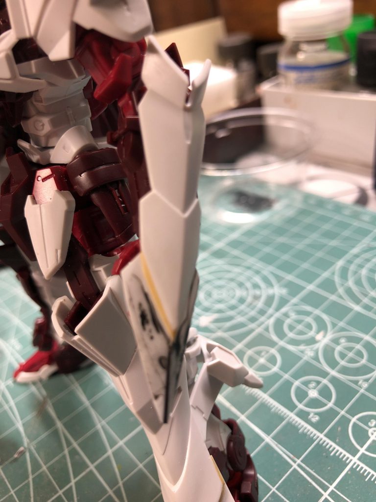 シールドはプラ板+パテで延長しました