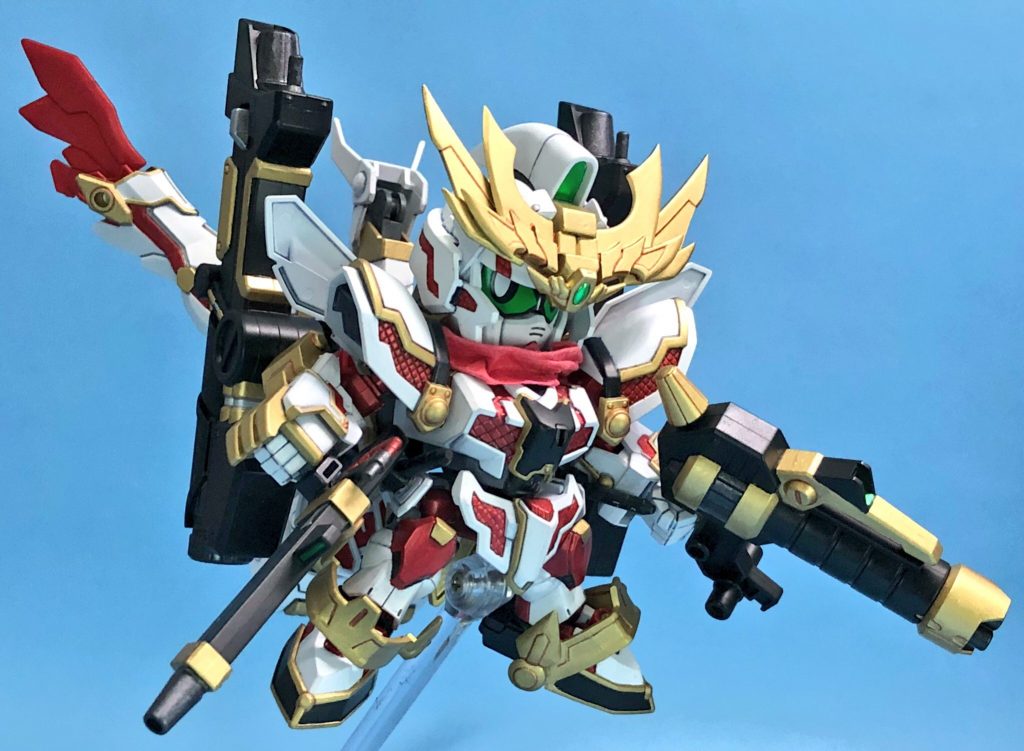 ・零丸超将軍
重装形態の火力と八鳥【改】の機動力を併せ持つ、零丸の超将軍形態。八鳥【改】とエネルギーを供給する事で、長時間の稼働が可能となっている。
因みに、この合体ギミックは『スーパー隠大将軍』を参考にしている。忍者ロボのサポート鳥メカとの強化合体という意味では、今回のアレンジは王道なのかもしれない。