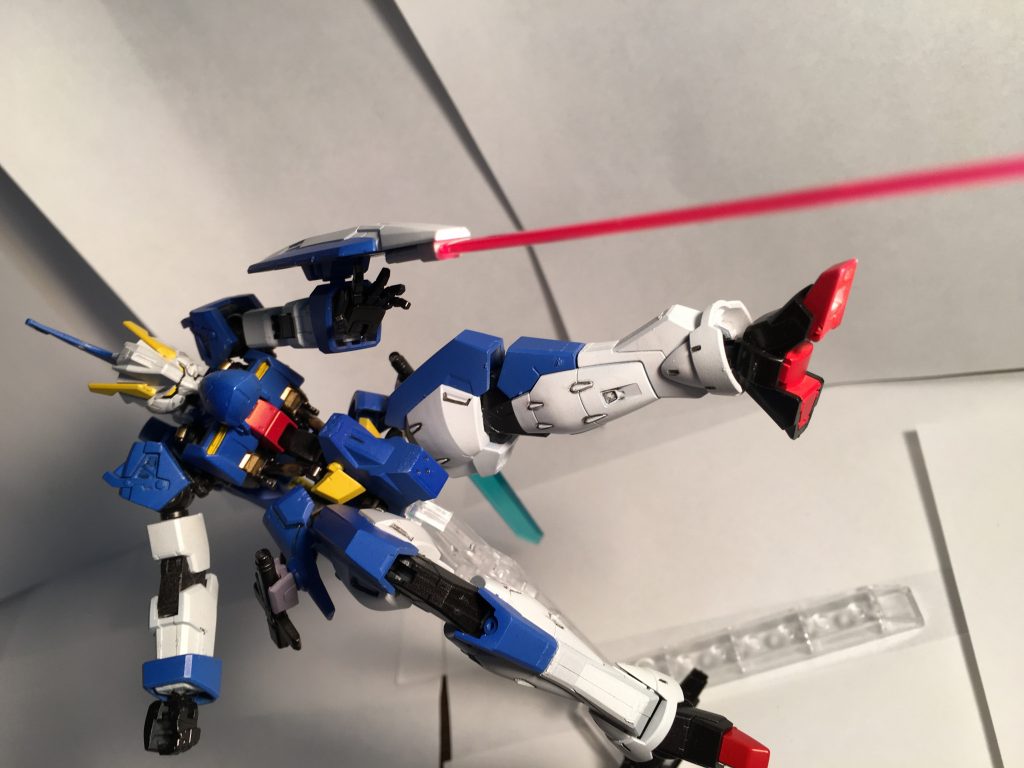 ライフル捨てからの〜、仕込みビームサーベル