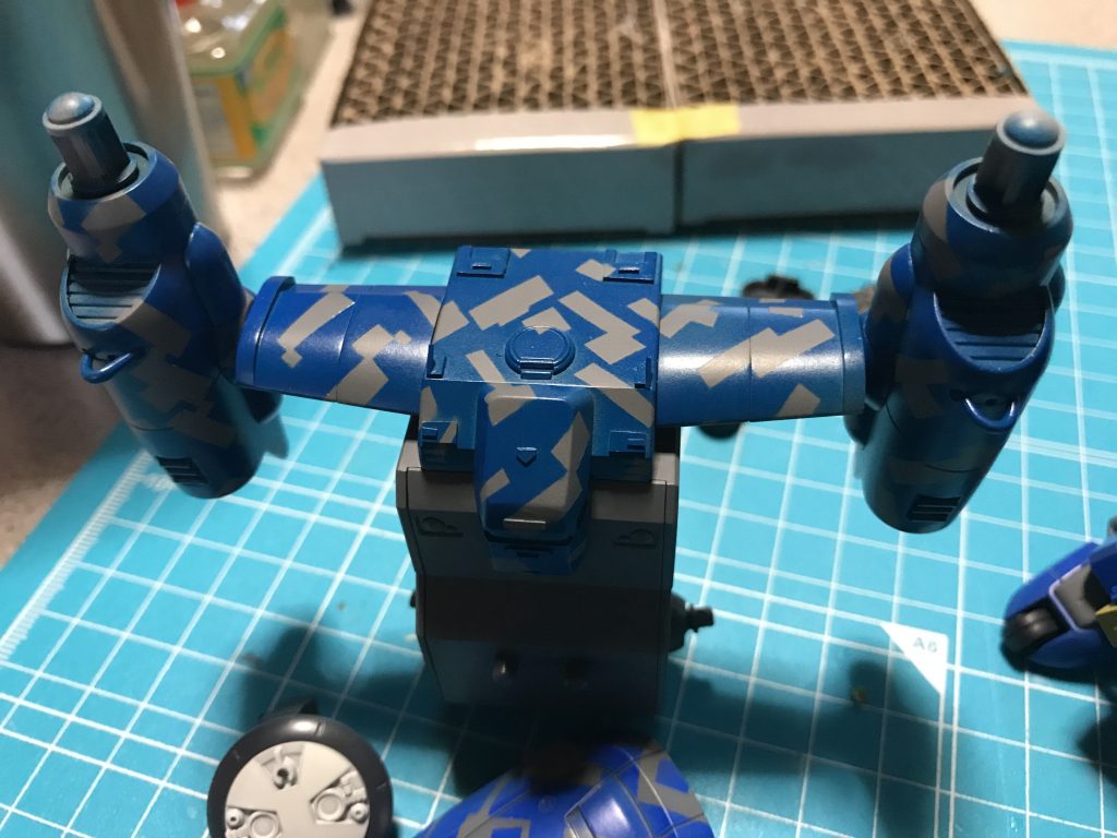 初めて迷彩いれてみました。いい感じ?