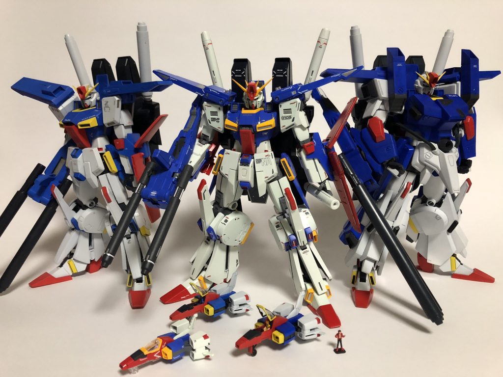 過去に作ったZZと並べて。