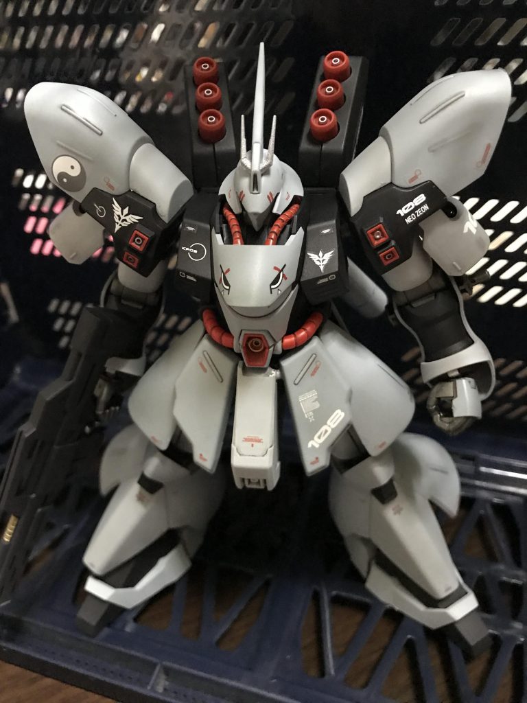 サザビー改〝サラマンダー〟–5枚目/制作者：真樹京介