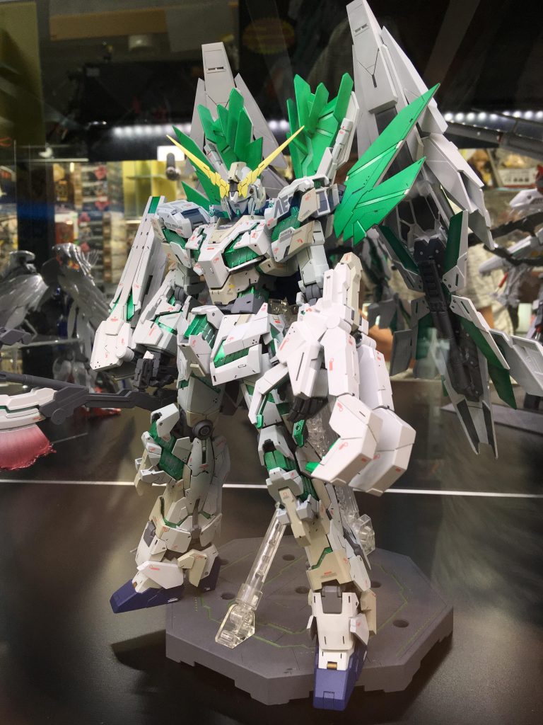 ボークス仙台店で
展示させてもらっています。
お近くに立ち寄った際は
ぜひご覧ください。