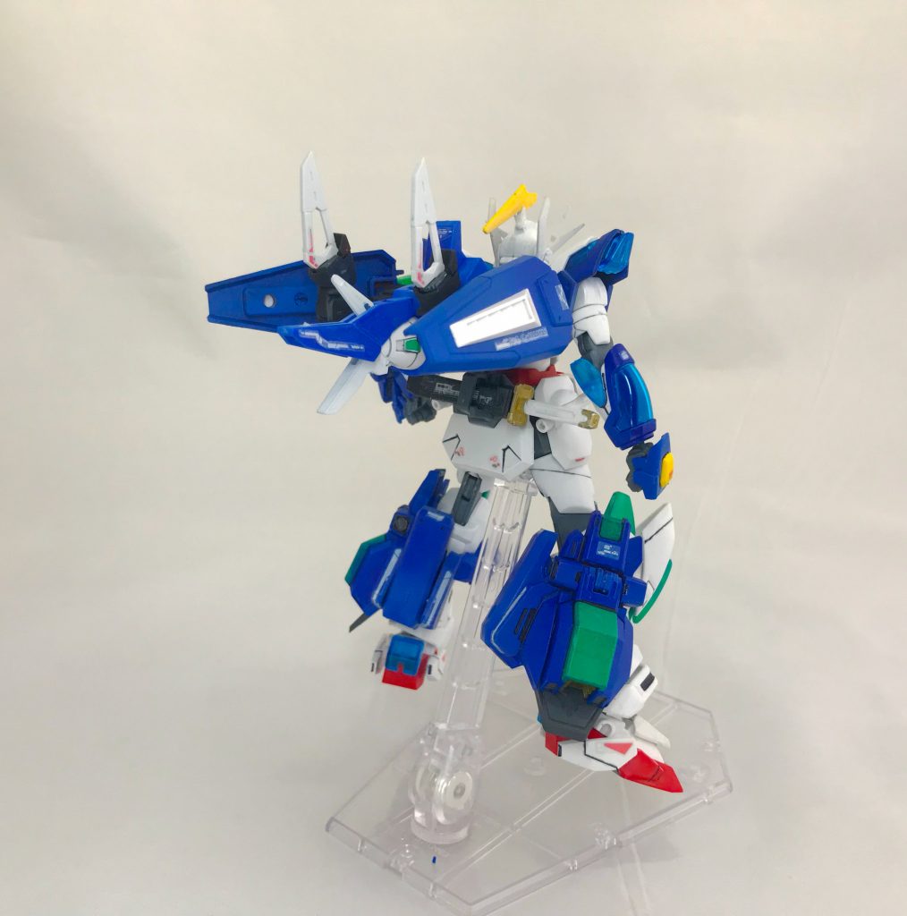 バック
GNドライブ背負ってます