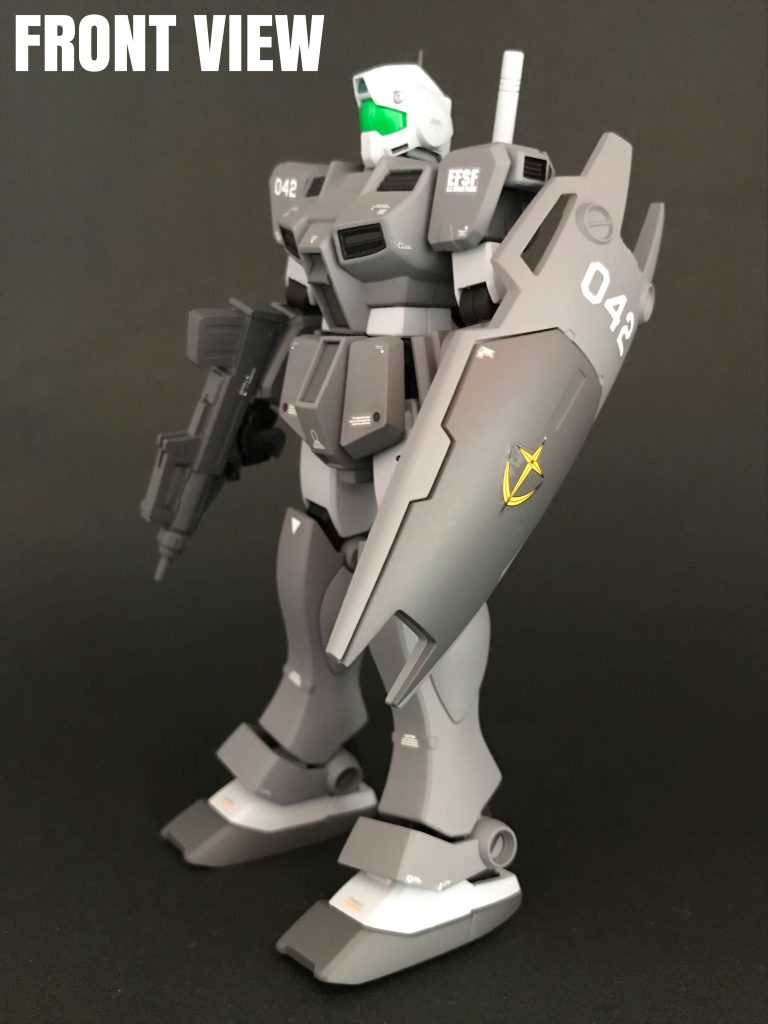 武装も元々あったモノから変更してます。
メインアームはブルパップマシンガンに、
シールドはジムコマのモノを使用してます。

何故かと言うと、僚機と武装の互換性を
持たせ、運用効率を上げる為です。
（僚機は後日 投稿します。）