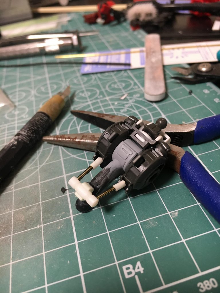 胴体を2mm延長し、合わせてシリンダーをオリジナル化。