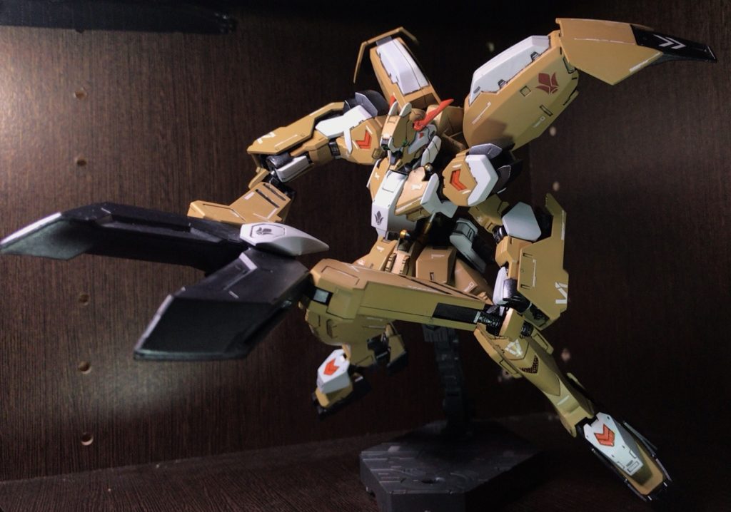 誰が丸腰だってぇぇぇえッ！？