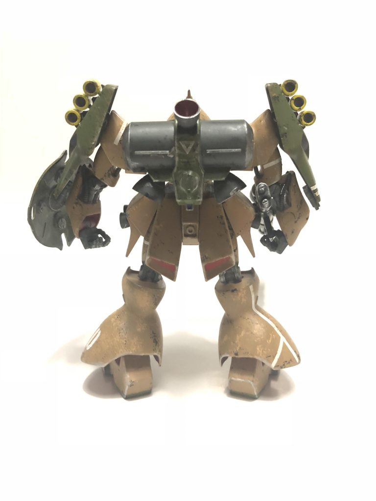 うしろ

ひょうたんみたいなふくらはぎがなんともイイ。

ヤクトドーガのバックショットはたまらん。