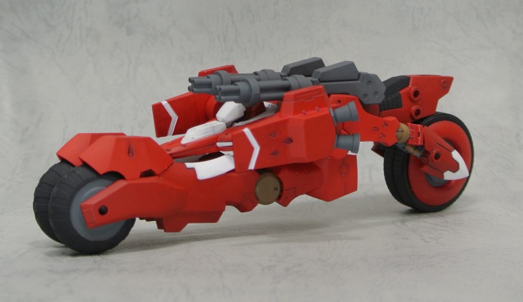 二輪形態
バイク乗りの魂を感じる…
地球クリーン作戦…
そんなワードが思い浮かんだりもしますが多分気のせいです
イク少佐は早く成仏してください