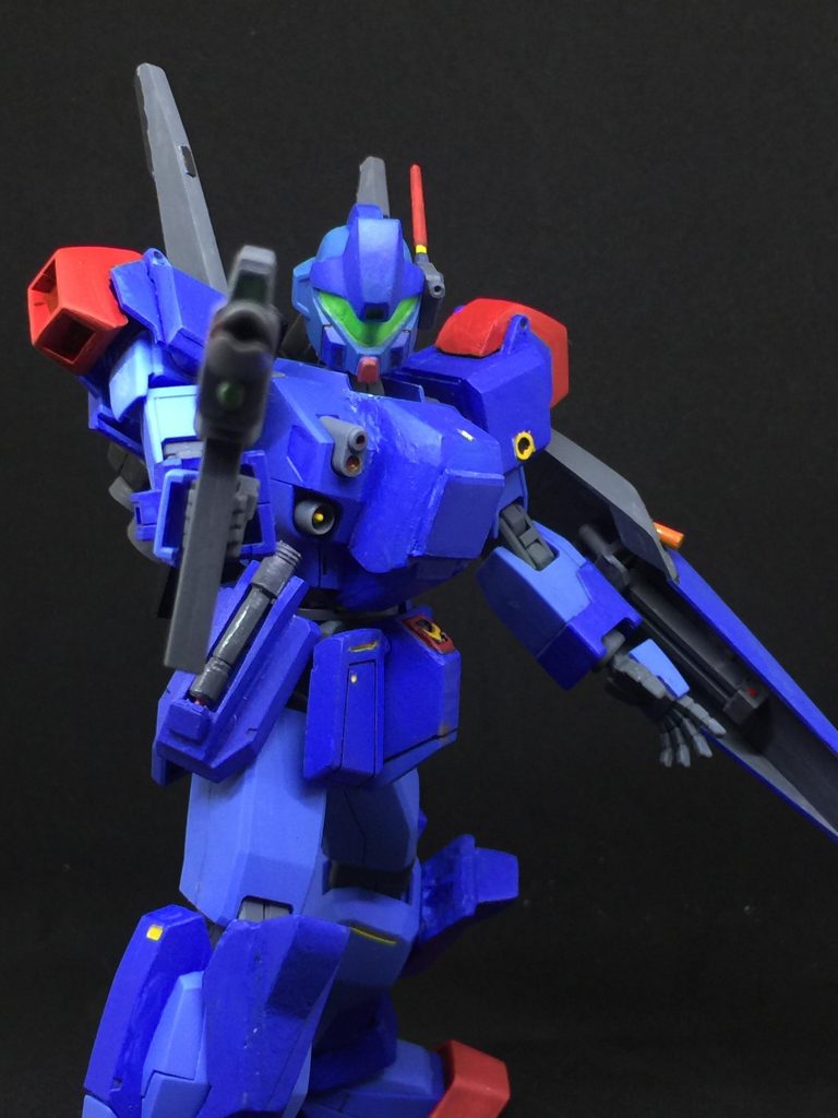 シールド裏に予備マガジンをさらっと追加