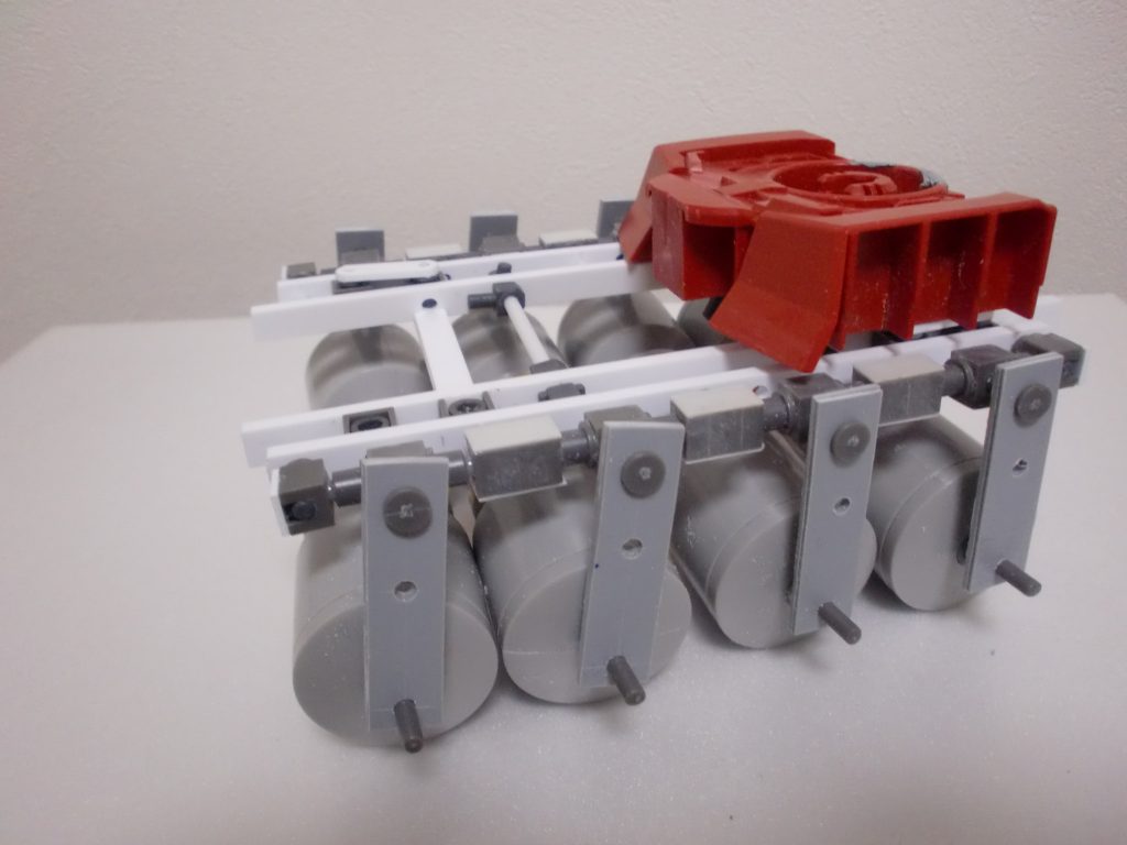 脚の展開はこんな感じです。