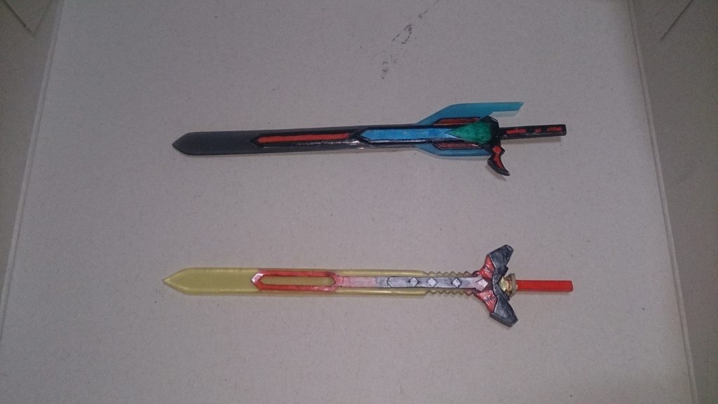 専用武器。上が『グラディウスFF』。下が『ファクスオラシオン』です。

詳しい話は、多分いつか『オリジナル武装まとめ』的な投稿ですると思うので、その時に。


余談ですが、グラディウスFFは自分が全部作成しましたが、ファクスオラシオンは友人にデザインを頼み、自分が設計図書いて作成しました。マジ感謝です。