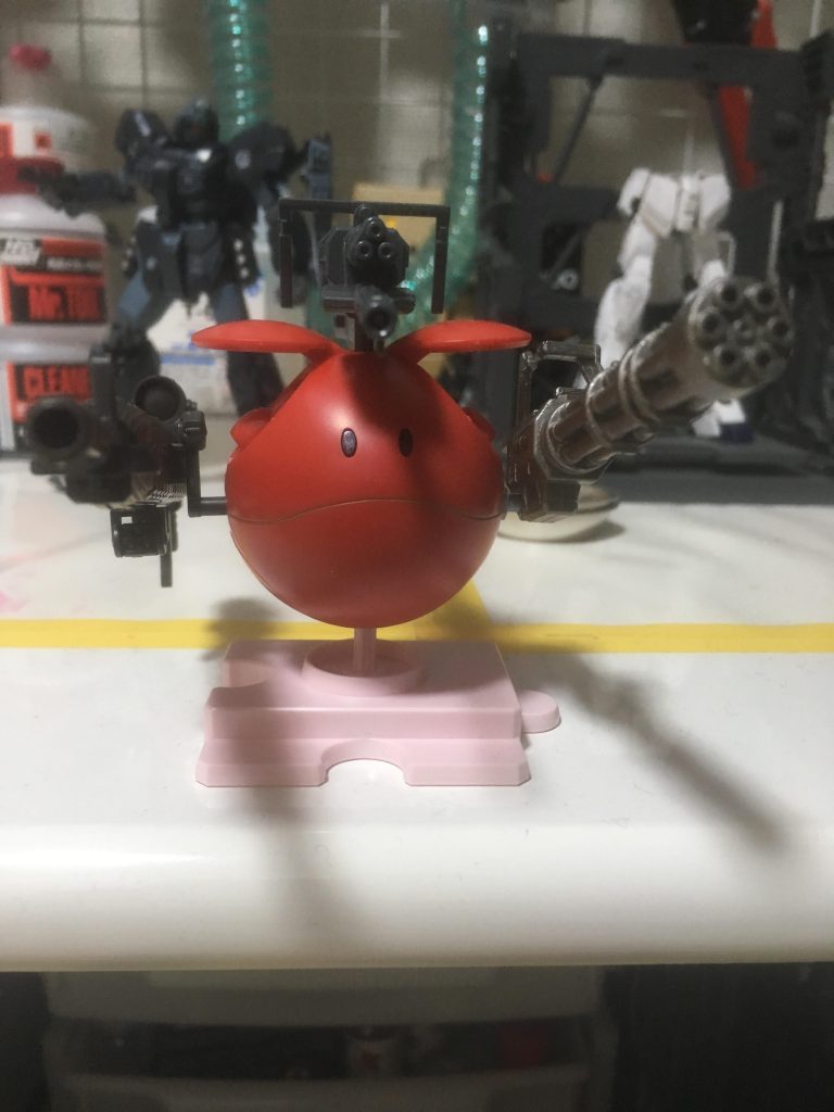 最初はハロプラ に武器だけ刺しただけでした笑