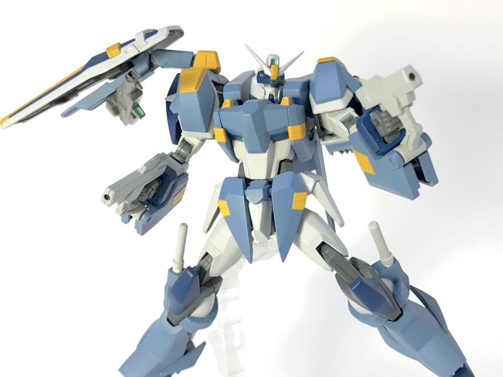 リトラクタブルビームガン
アーマーが大きいので、少し可動範囲が狭くなりましたが問題ないかと思います。