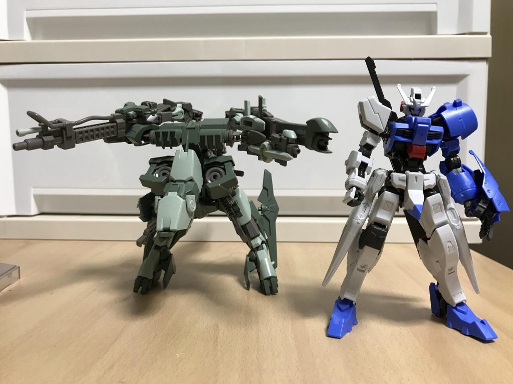 高さはあまり大きくないけど前後に長いです