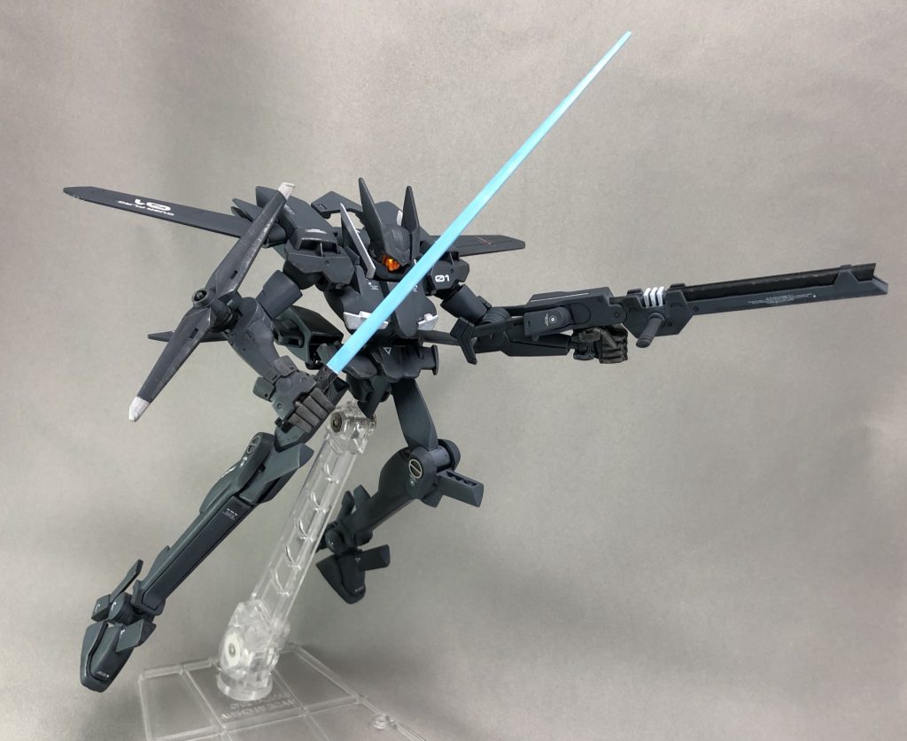 脚部に少しマルイチのエッチングを貼ってアクセントにしてみました。