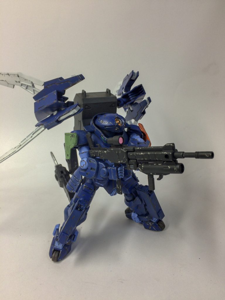 ほぼ無改造でバックパックに取り付けれるので助かりました