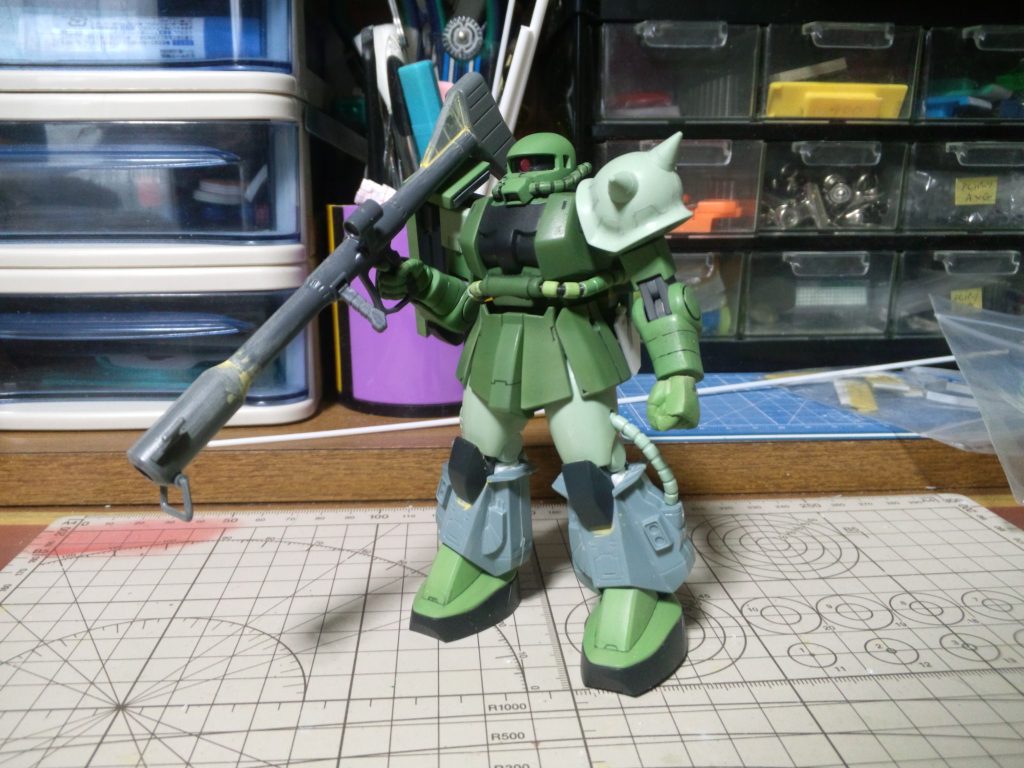 製作途中フロントビュー。