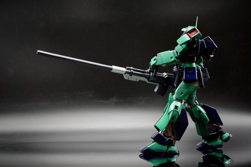 設定上170mmキャノン砲はこうしてネモが使用するのが正しいらしい。