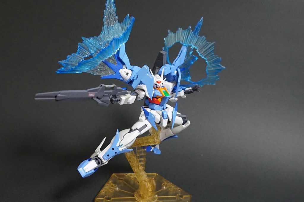 ビームライフルを構えて