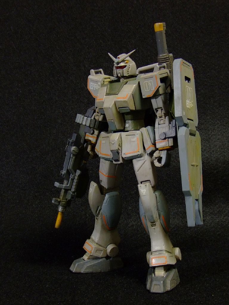 ぎこちなく立たせたほうがリアル？