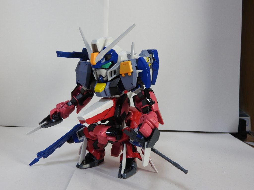 前側。なんかデビルガンダムに見えきたような…