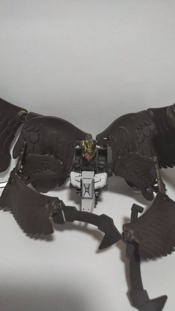 上半身はほぼデータの復元が頭部以外、成功したいう設定