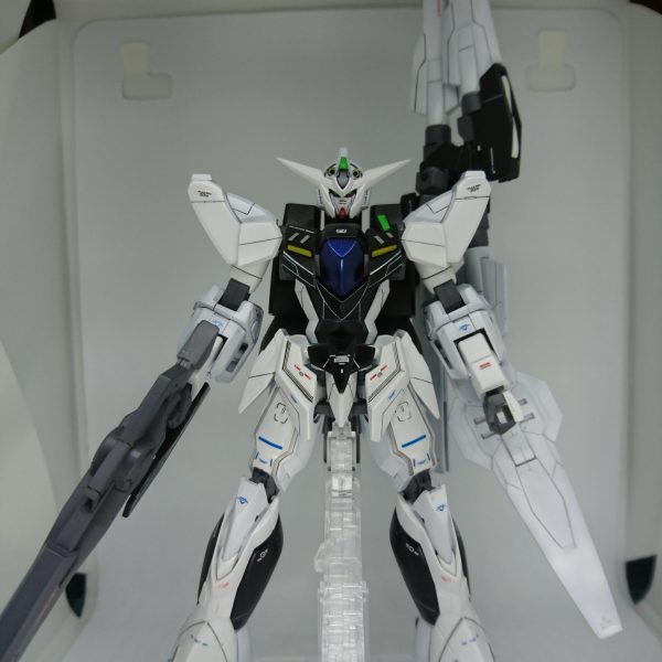 ν・リボーンズガンダム