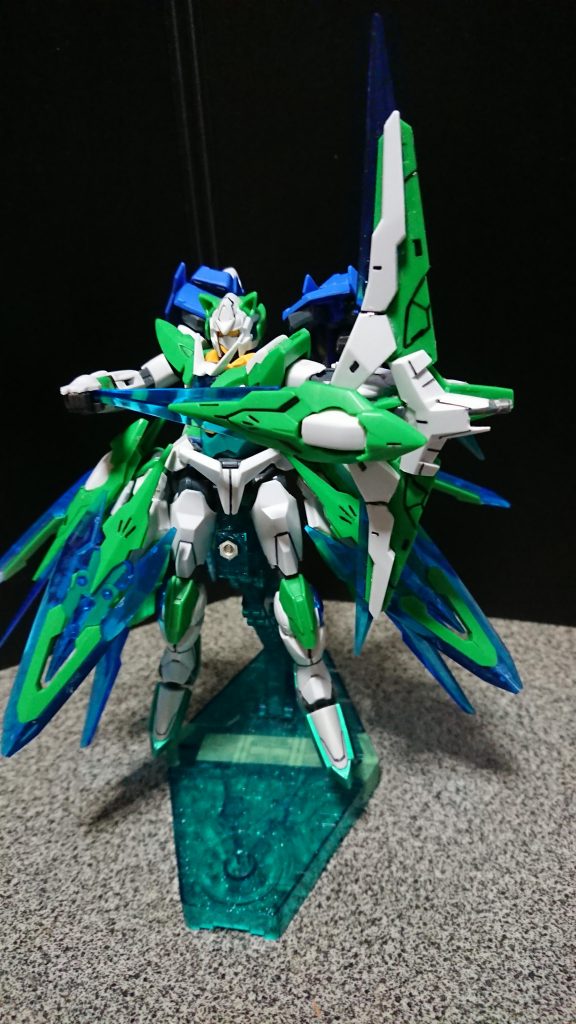 必殺技2
「戦乙女・弓(ヴァルキュリア・アロー)」
シールドを変形させてGN粒子を集中させての高火力のビーム砲撃が撃てます。