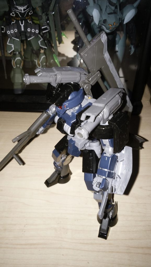 ロケット砲は中近距離に対応していて支援砲撃や接近された際の牽制に使われる
※今YouTubeで毎週2話配信されている平成ライダーの某クワガタの仮面ライダーのあれッぽいのは出来てから気付きました(笑)