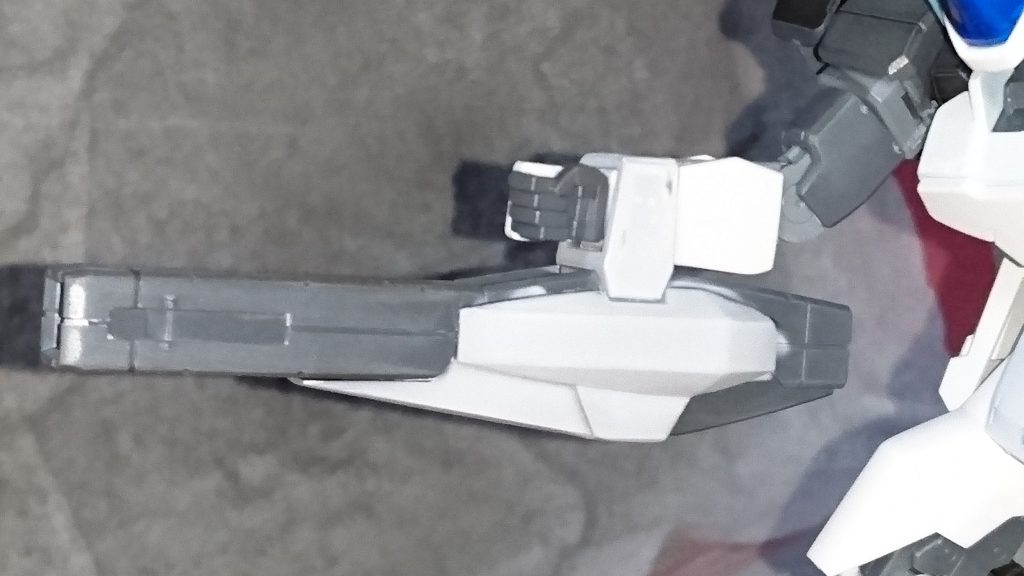 シグマシスキャノン改
対艦艇を想定して簡易ブラスティアキャノンとも言える収束モードを搭載。ただし収束モードは射程が短くなる。