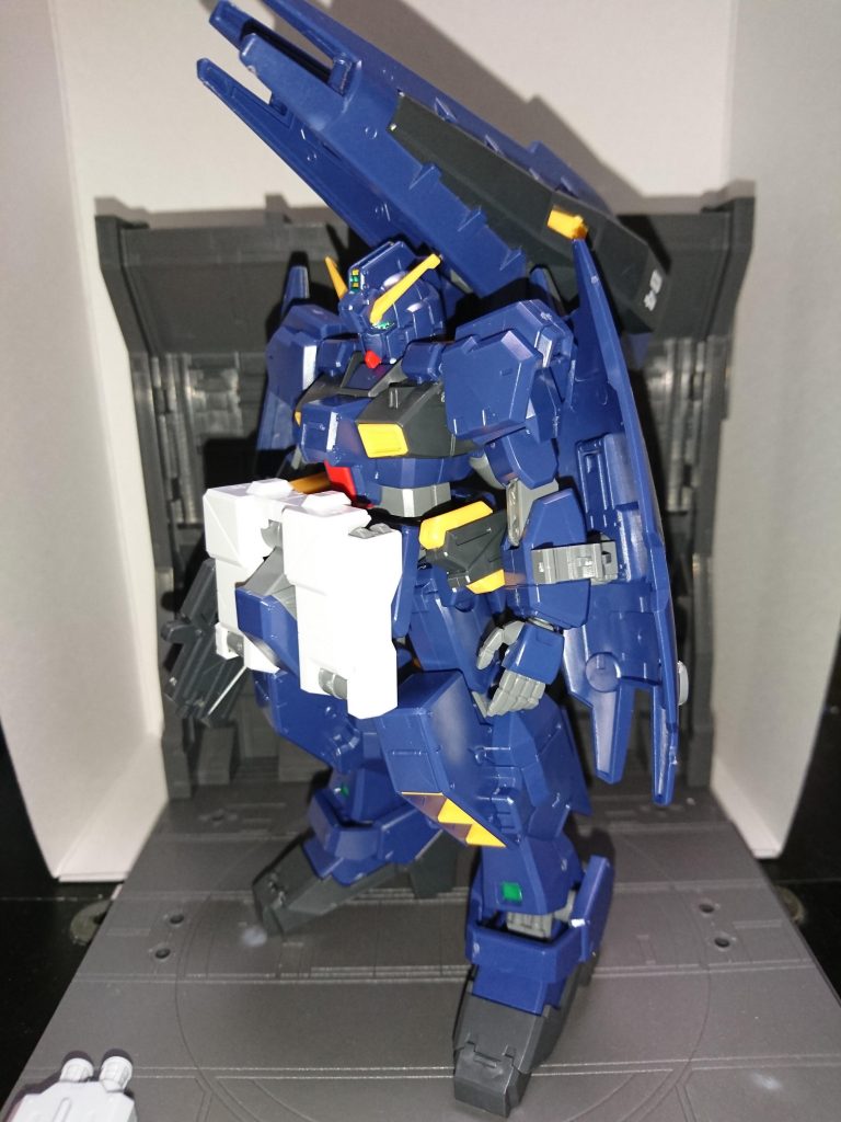 初期のフルアーマー案です(^-^)