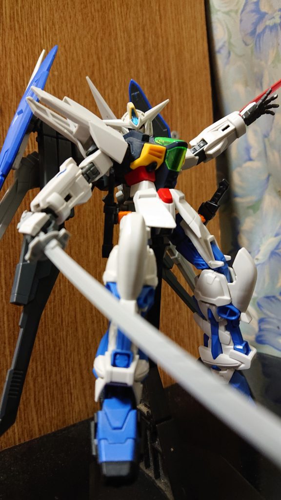 シュベルターガンダム–4枚目/制作者：ゴン蔵5世