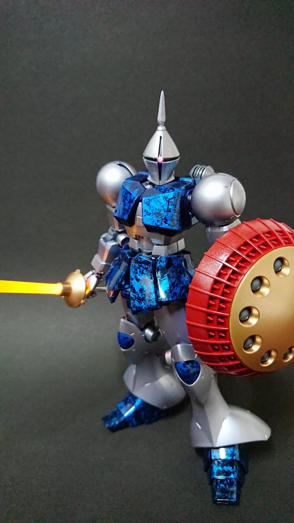 ラップ塗装、パーツ成形(アンテナ伸ばし)、モノアイをHアイズ化、LED仕込み(モノアイとサーベル発光)