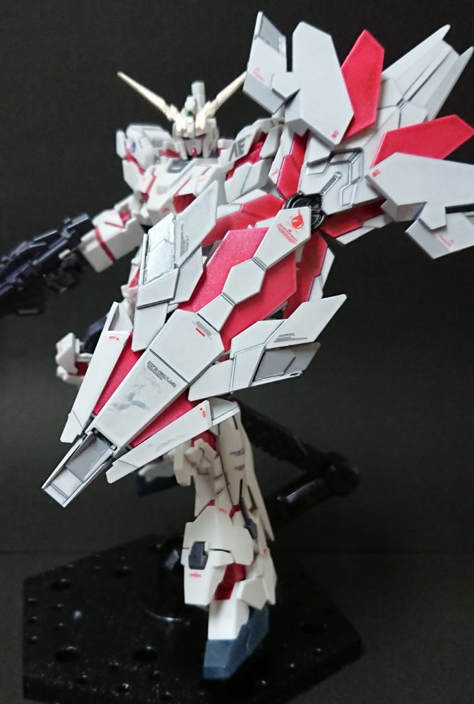 ユニコーン デストロイモード アームドアーマーDE
※これはバンシィ付属のものを塗装