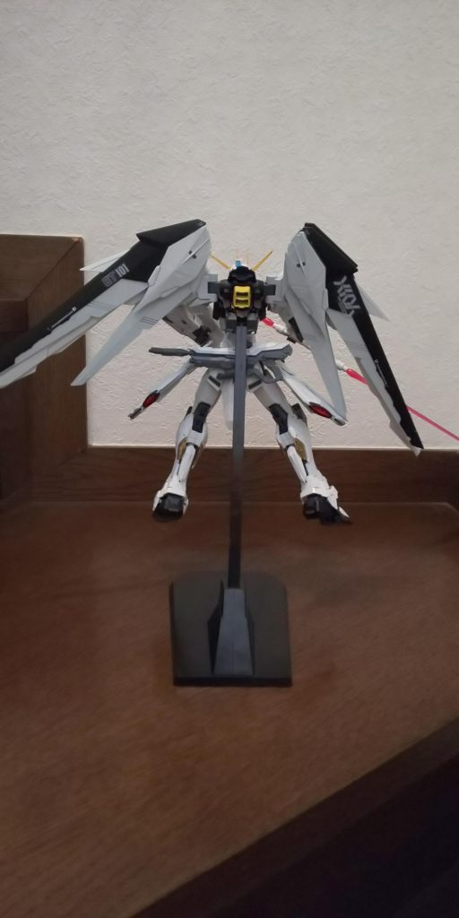 ウィングをブラックとホワイトに！