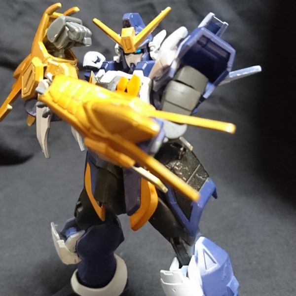 ガンダム・クローズアルトロン