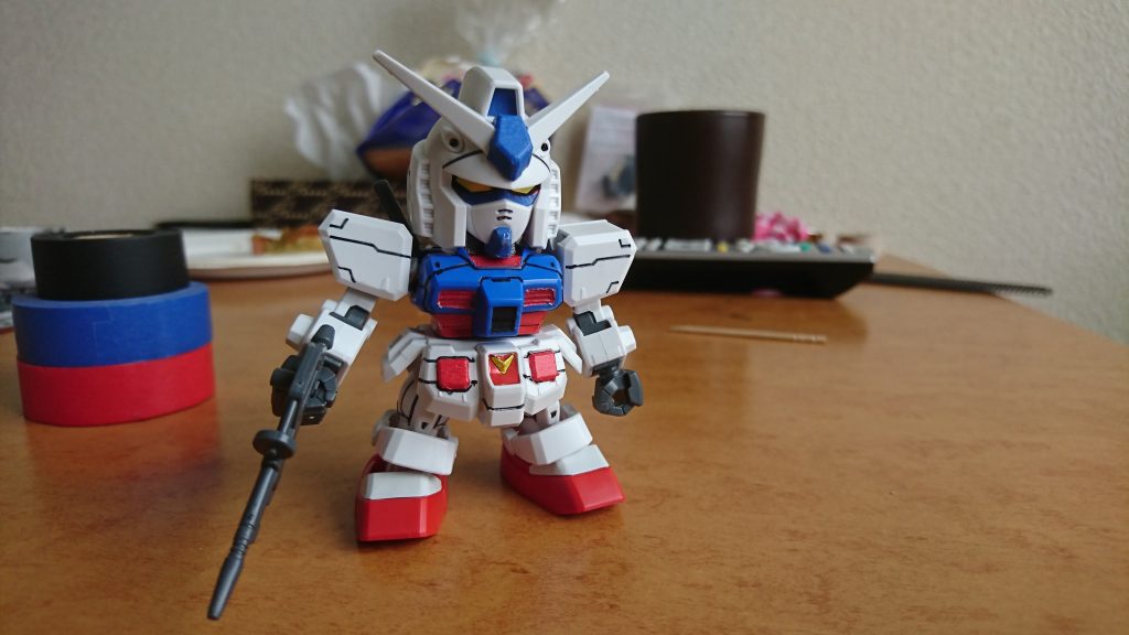 目の下と腰に貼るのが一番きつかった