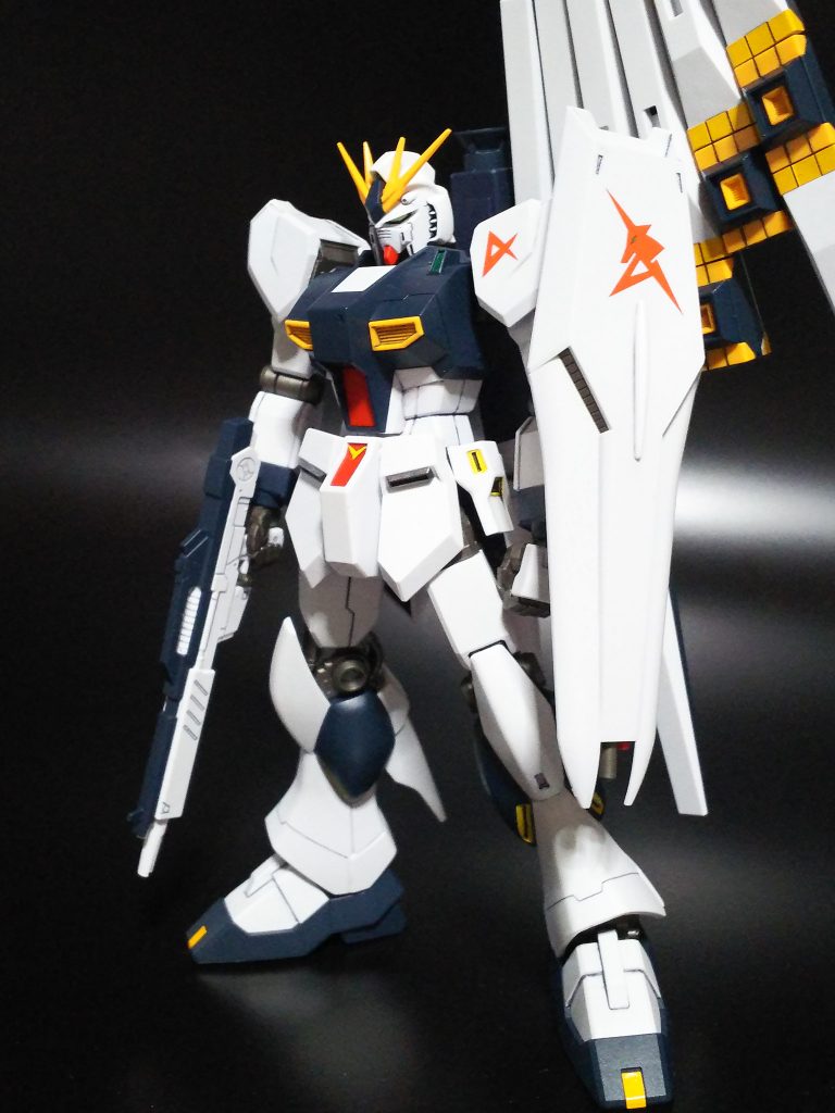 HGUCνガンダムです。最後までご覧いただき有難う御座います。