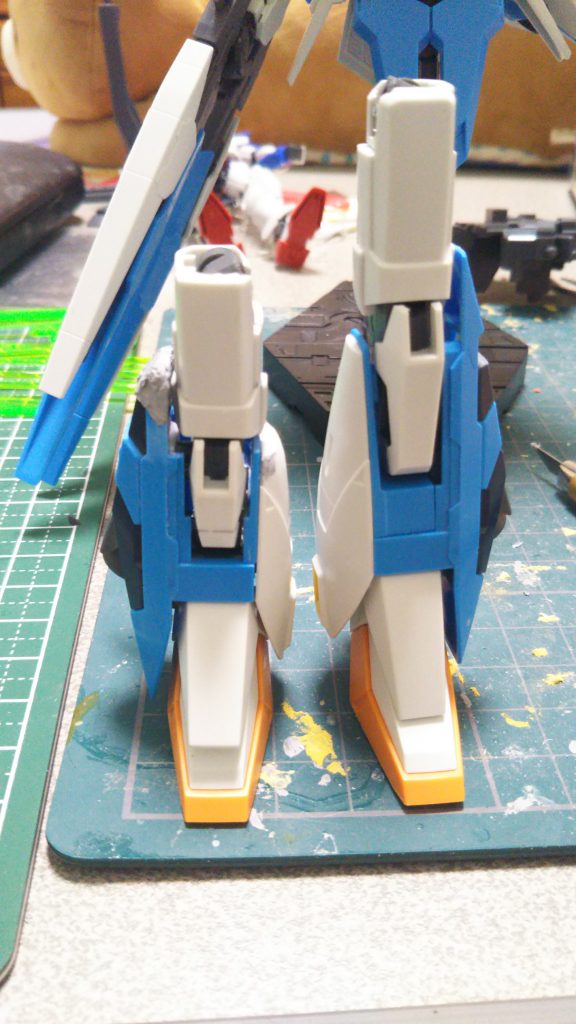 足はこれくらい短縮してます