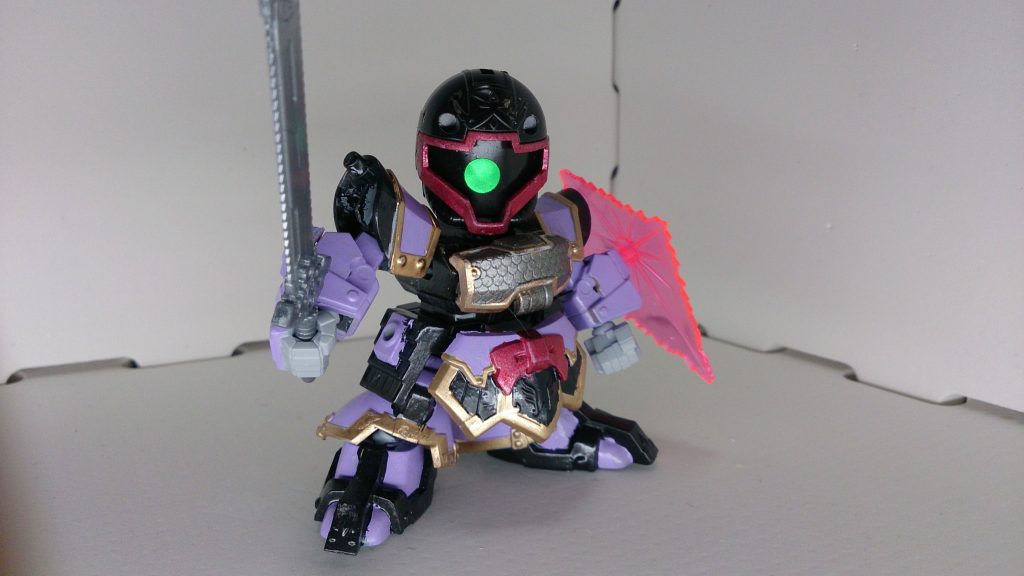 正体は怒武闘琉派(ドムトルーパー）です。だから、ビームシールドなんです