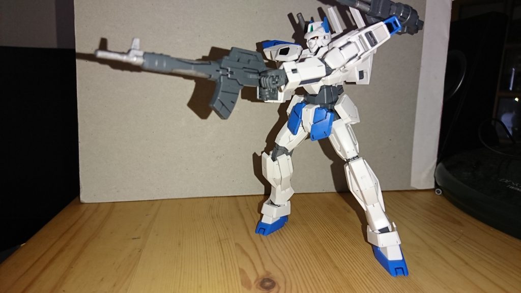 アサルトビムライフル
 連射性能の高いビームライフル