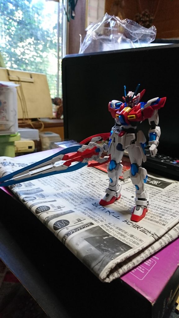 またもやウイングガンダムゼロ炎のカスタムパーツを塗装して色合いを合わせてみました!(^q^)