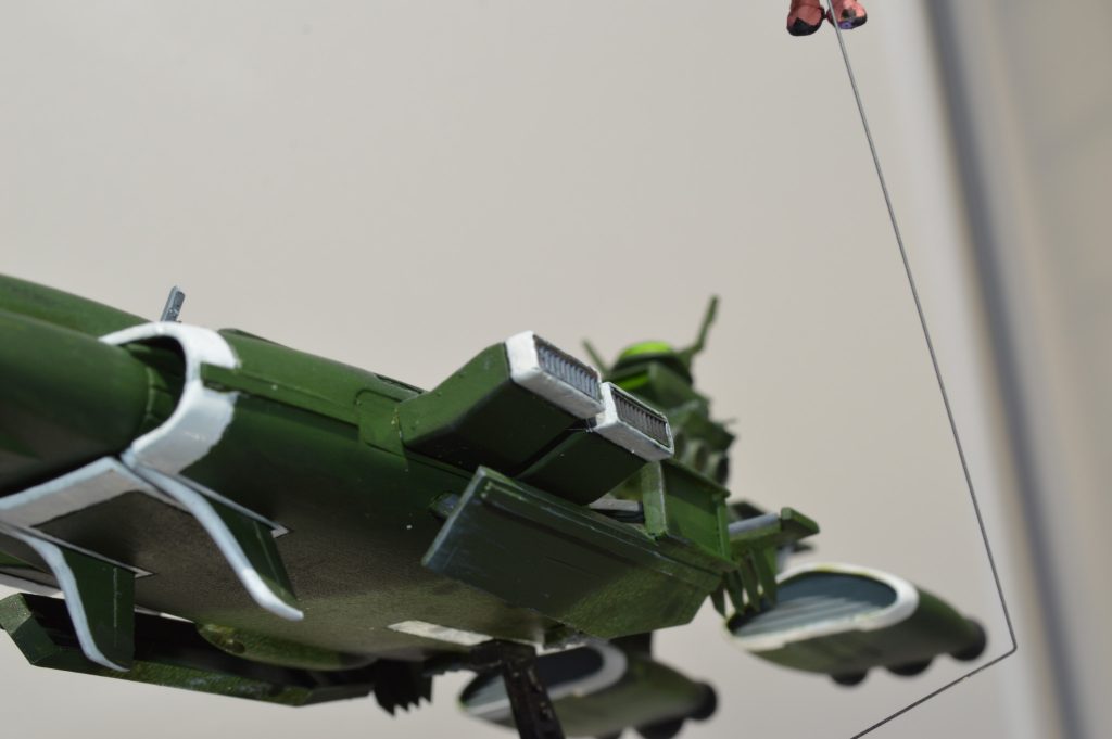 艦体下方とダクト部の防御力強化のためにバルジを設置しました。